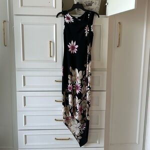 Nice dress black with flowers